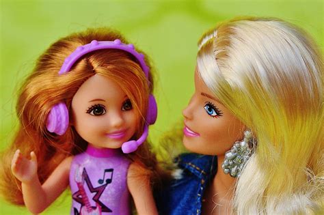 barbie, doll, mama, child, headphones, music, girls toys, doll face, dolls picture, face | Pxfuel