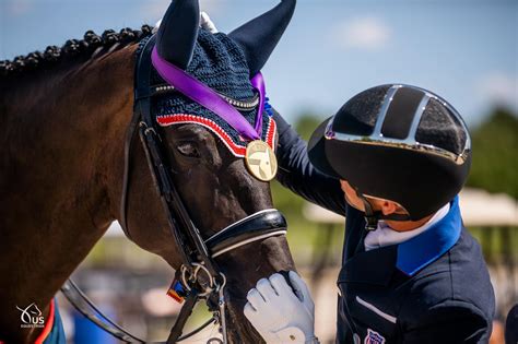 Why Saddle Seat Riders Have Such Good Balance