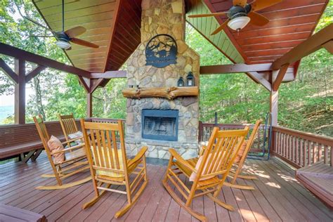 Mineral Bluff Bear Ridge Cabin with Hot Tub!, Mineral Bluff (updated prices 2024)