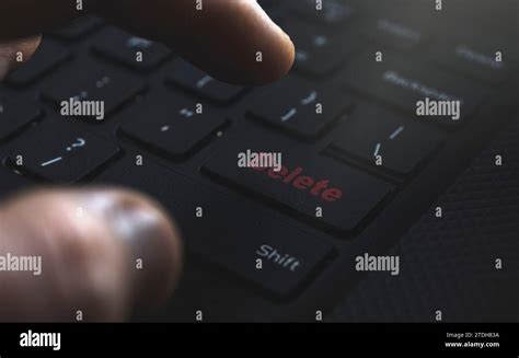 Delete button on keyboard Stock Photo - Alamy