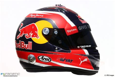 In pictures: All the 2016 F1 drivers' helmets · F1 Fanatic | Helmet, Motorcycle helmet design ...