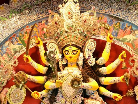 Navratri 2023 Maa Kali Aarti & Mantra Lyrics in Hindi, Ambe Tu Hai ...