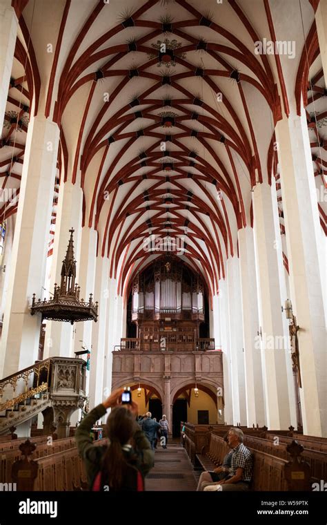 Thomaskirche leipzig interior hi-res stock photography and images - Alamy