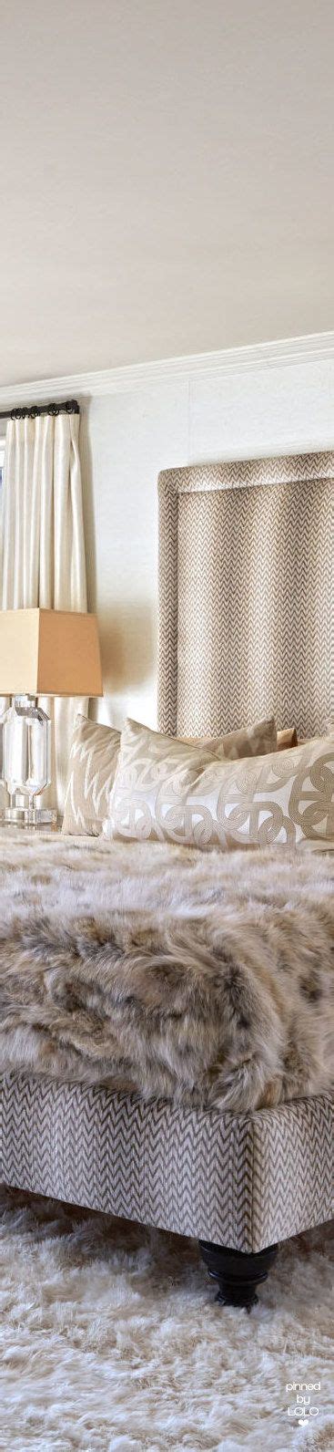 Khloé Kardashian's Bedroom | LOLO ︎ | Bed linens luxury, Modern bedroom ...