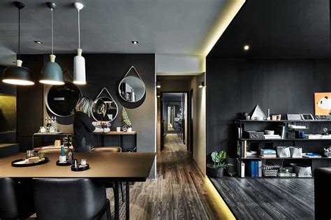 See inside an interior designer’s black home | Lookboxliving