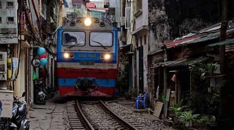 Hanoi Train Street - 2 locations & time table 2024