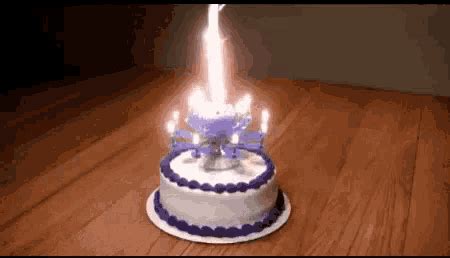 Birthday Cake Burning Candles Fire Gif / Birthday Cake Burning Candles ...