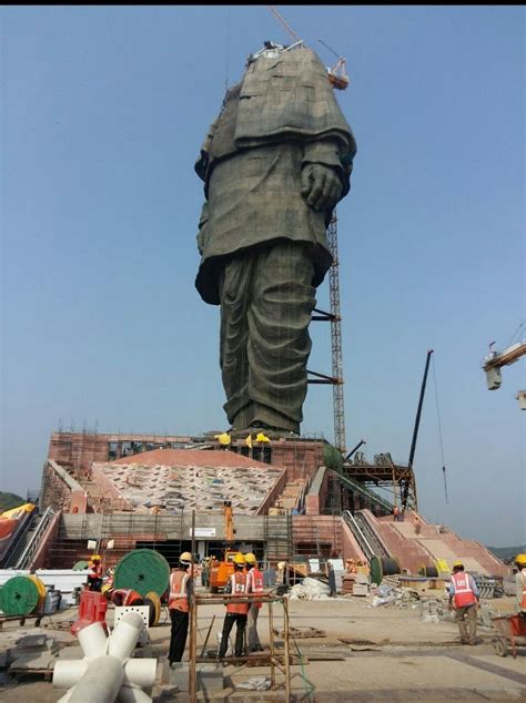 Construction of Statue of Unity ( The World's Largest Staue) is Almost ...