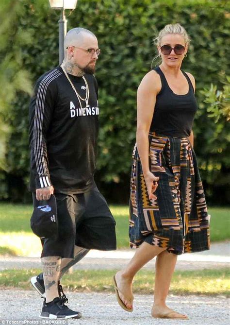 Cameron Diaz and husband Benji Madden enjoy romantic stroll around a park in ...