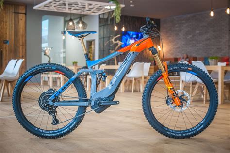 Cube e-Bike Neuheiten 2018: Alle E-Mountainbikes in der Übersicht E Mtb, Enduro Mtb, Bosch, Best ...