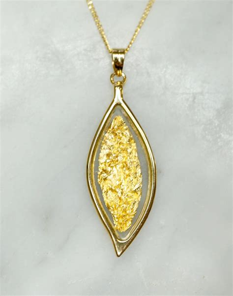 Australian 24 Carat Gold Leaf Pendant Gold Necklace - Etsy