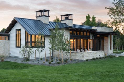 What Drawbacks Do Ranch-Style Homes Have? - A House in the Hills