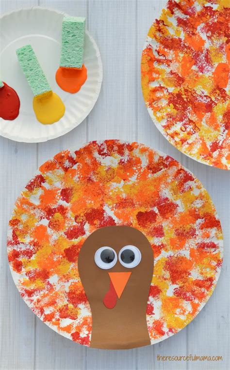 Sponged Painted Thanksgiving Turkey Craft - The Resourceful Mama