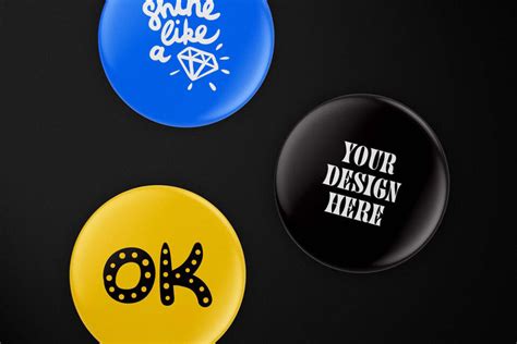 Free Round Button Badge Mockup | Mockuptree