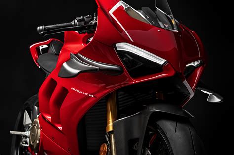 Ducati Announces Panigale V4 R Track Special Ahead of 2018 Milan Motorcycle Show - The Drive