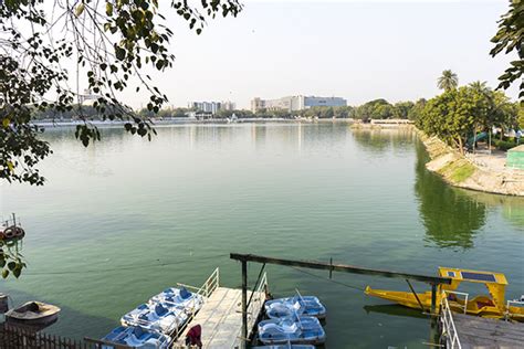 Kankaria Lake, Ahmedabad : Boat Rides, Timings, Entry Fee