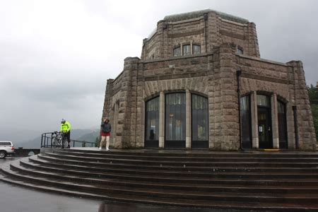 Crown Point Vista House | Oregon.com