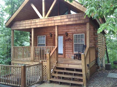 A Beary Pine Cabin near Dollywood in Pigeon Forge UPDATED 2024 - Tripadvisor - Pigeon Forge ...