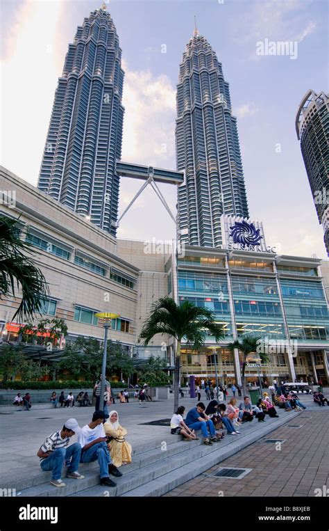 Malaysia Petronas Twin Towers Malaysia Kuala Lumpur City Centre KLCC ...