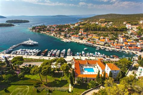 15 Best Beach Resorts in Croatia - Jones Around The World