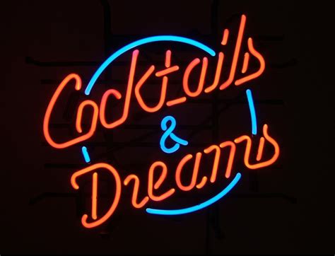 cocktails sign neon