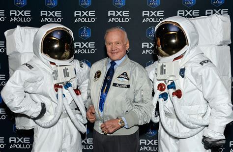 Astronaut Buzz Aldrin - Photo 10 - Pictures - CBS News