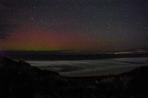 Aurora Australis on the east coast of New Zealand : r/pics