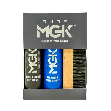 Shoe MGK 4oz. Clean and Protect Kit - Shoe Care Kit for Athletic Shoes, Tennis Shoes, Sneakers ...