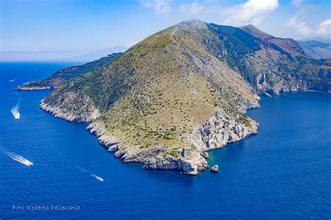 Rosmarinonews.it - In viaggio con Roberto. Punta Campanella, una passeggiata nel mito...