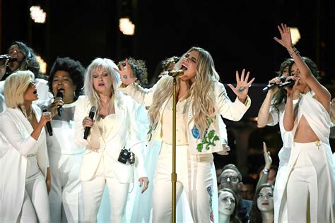 Kesha's 'Praying' Grammys performance earns praise on social media