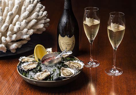 A Sommelier’s Guide to Pairing Oysters and Champagne