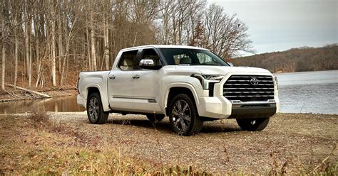 Toyota Tundra Hybrid: 5 things we love about it (and 3 things we hate ...