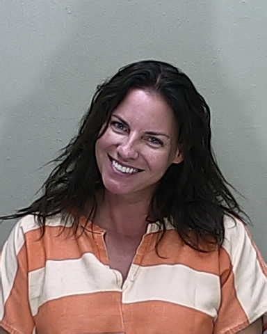 Florida woman, whose smiling mugshot after fatal DUI crash went viral ...