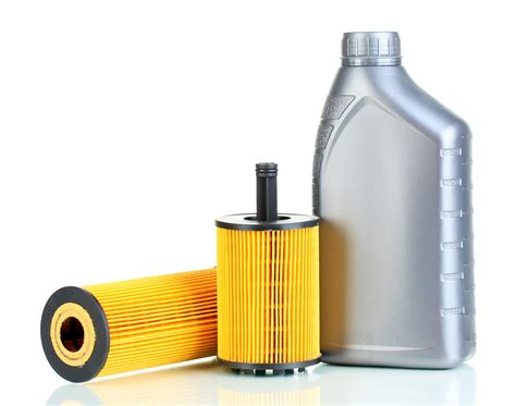 How to Perform an Oil and Filter Change at Home | TheUSAutoRepair.com