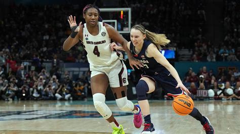 UConn’s Paige Bueckers Tears A.C.L. and Will Miss Season - The New York Times