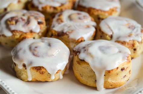 Air Fryer Cinnamon Rolls (Pillsbury Cinnamon Rolls) - Air Fryer Fanatics