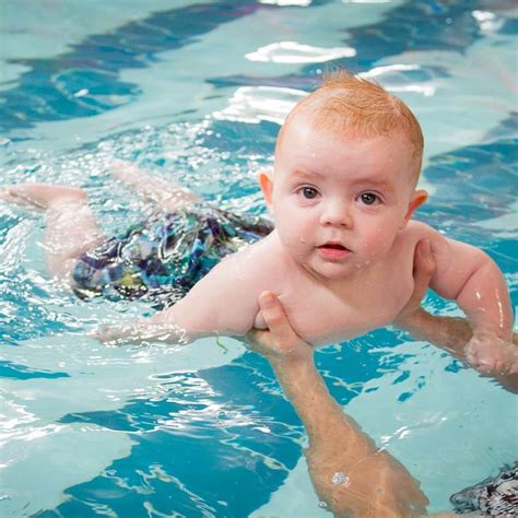 5 Benefits of Starting Swimming Lessons as a Baby