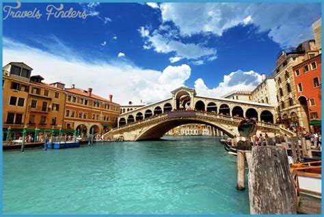 RIALTO BRIDGE MAP - TravelsFinders.Com