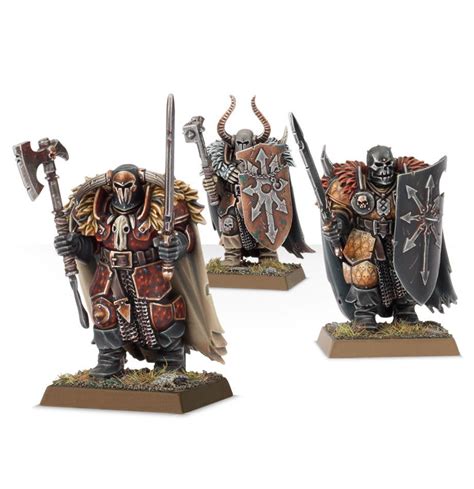 Chaos Warriors | Fantasy miniatures, Warhammer fantasy, Warhammer ...