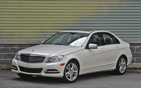 2012 Mercedes-Benz C-Class - Information and photos - MOMENTcar