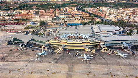 Valencia Airport is a 3-Star Regional Airport | Skytrax