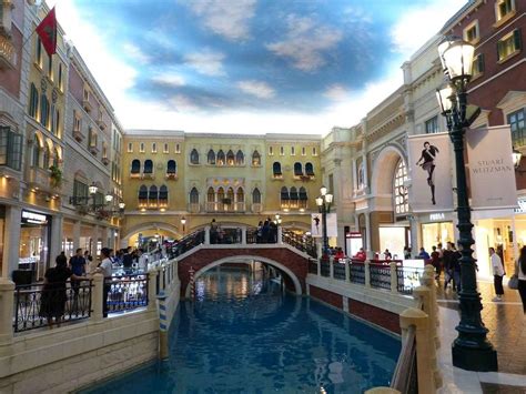 Venetian Macao Casino, Top tourist attractions in Macau - GoVisity.com