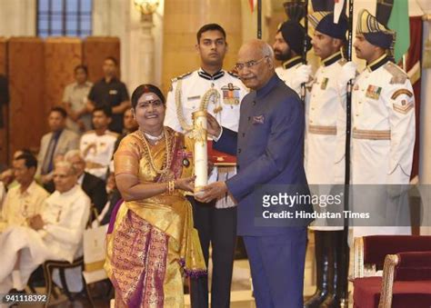 The Padma Shri Award Ceremony Photos and Premium High Res Pictures ...