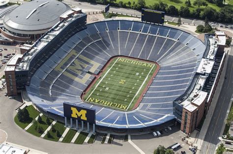 As Ohio State announces alcohol sales at football games, 'no discussions' exist for Michigan ...