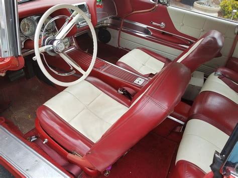 1960 THUNDERBIRD interior, 2-tone vinyl with A/C, power brakes, & power windows. *Kick panel ...