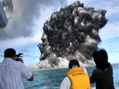 Pacific Ocean Underwater Volcanoes