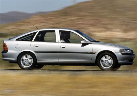 OPEL Vectra Hatchback Specs & Photos - 1995, 1996, 1997, 1998, 1999 ...