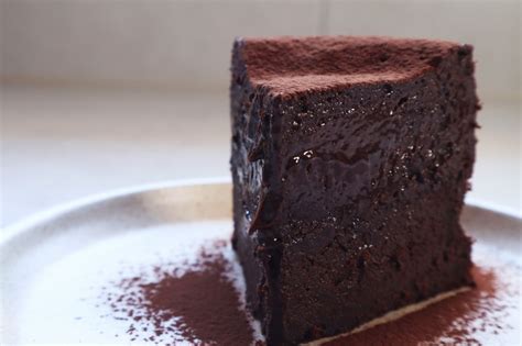 Melting Chocolate Cake – Buttermilk Pantry