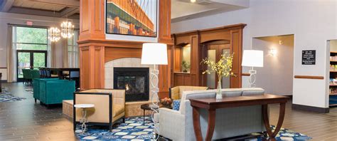 Hampton Inn Hotel in East Lansing – Okemos