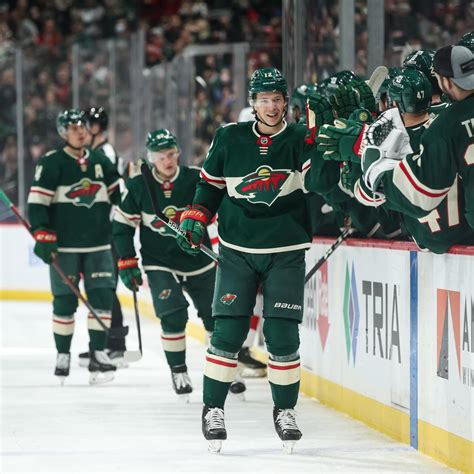 NHL Power Rankings: Wild Break into Top 5; Predators Take Big Fall ...